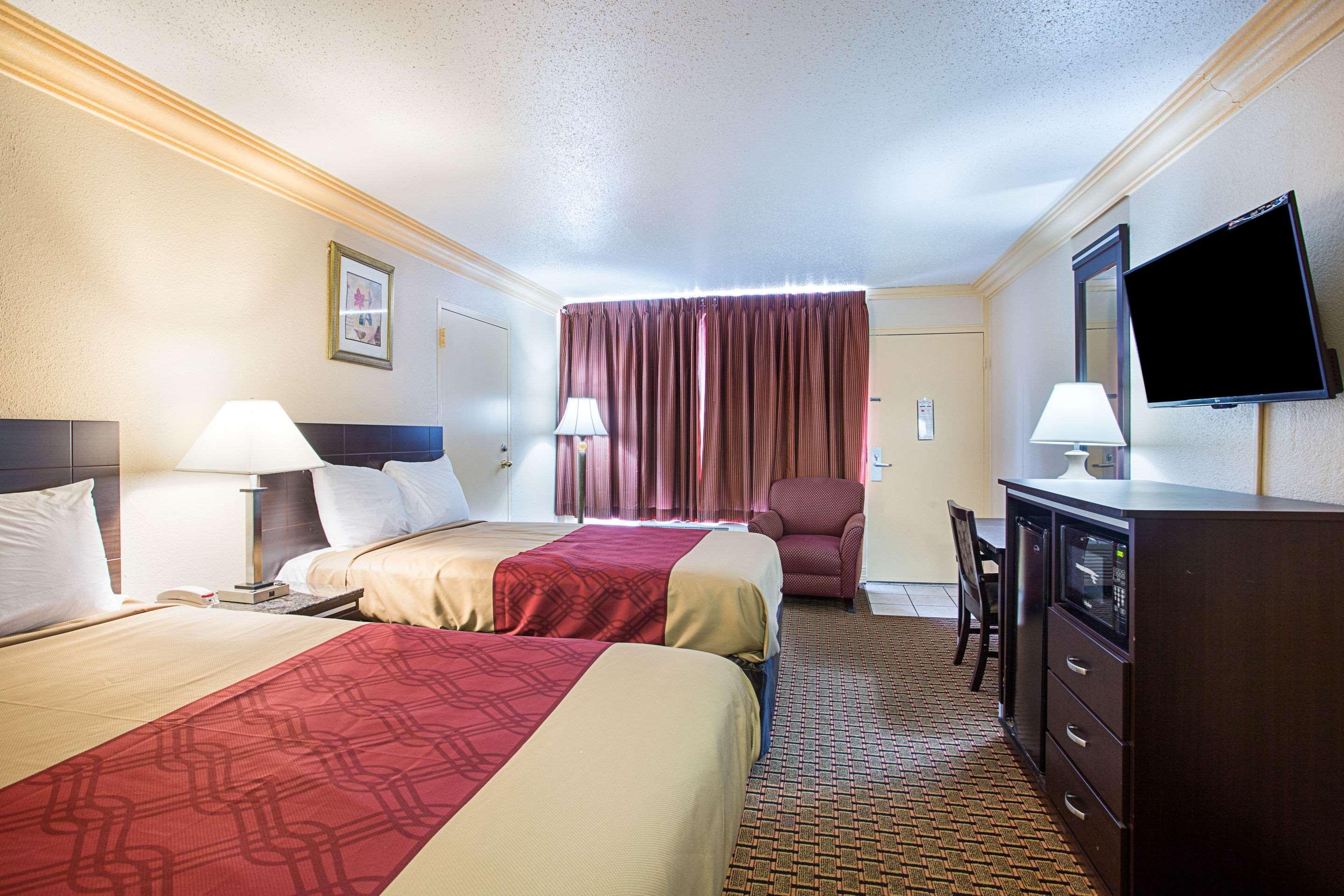 Parkway Inn Birmingham Exterior photo